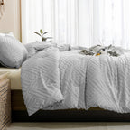 ANGENIA Comforter Set, 3 Pieces Fluffy Cream Boho Bedding Comforters Set, Soft Lightweight Tufted Down Alternative Bed Set for All Season