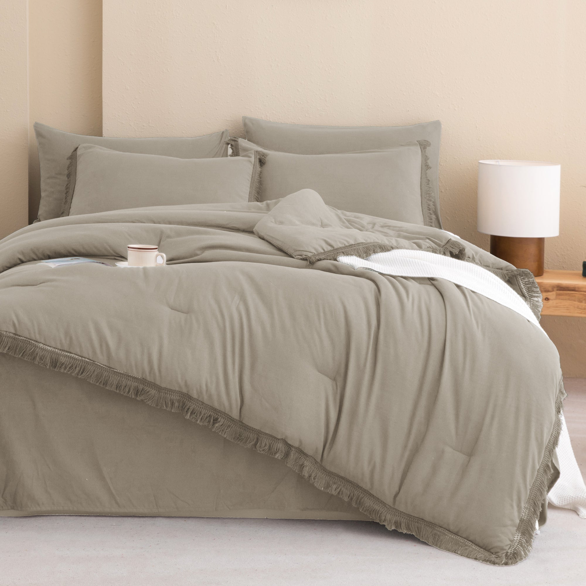 Andency 7 Pieces Comforter Sets -  Bed in a Bag Soft Fluffy Bedding Comforter Sets - Lightweight Cream Boho Tassel Bed Set with Comforter, Sheets, Pillowcases & Shams
