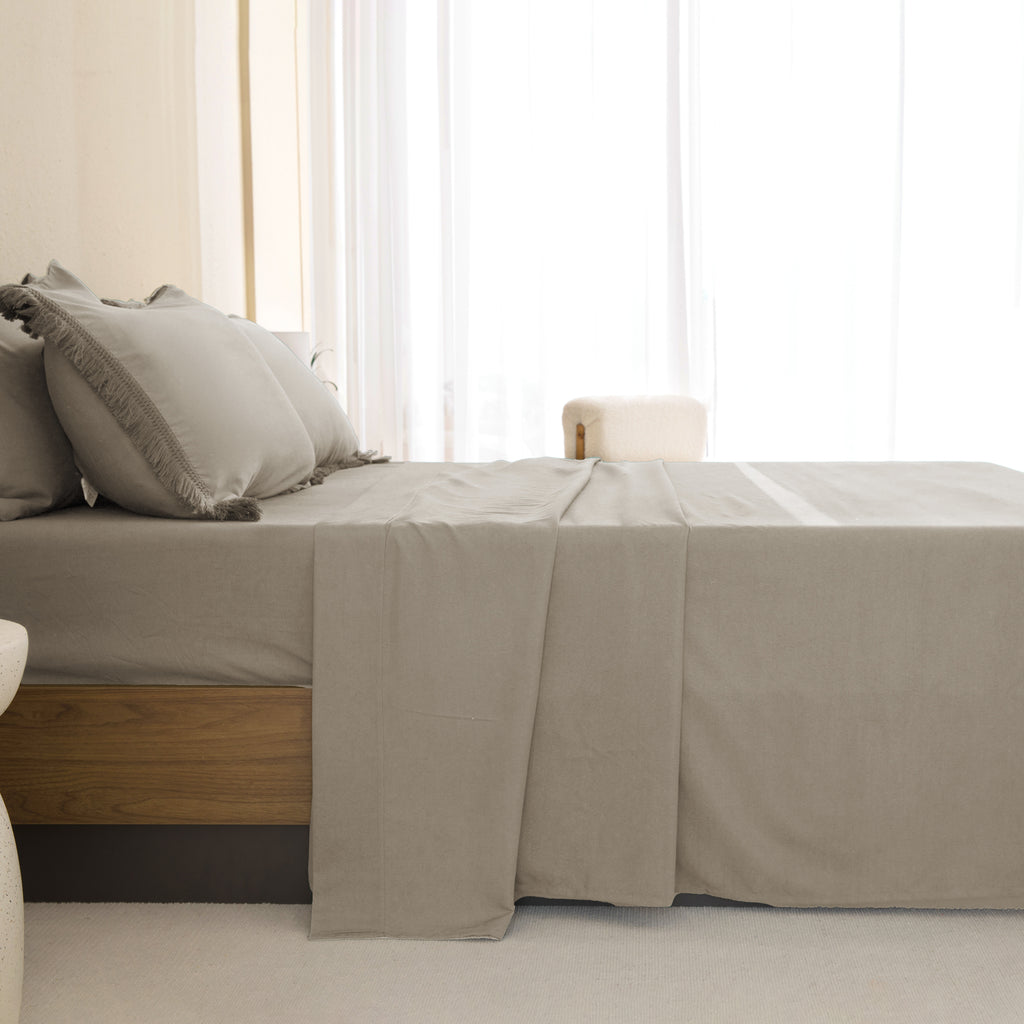 Andency 7 Pieces Comforter Sets -  Bed in a Bag Soft Fluffy Bedding Comforter Sets - Lightweight Cream Boho Tassel Bed Set with Comforter, Sheets, Pillowcases & Shams