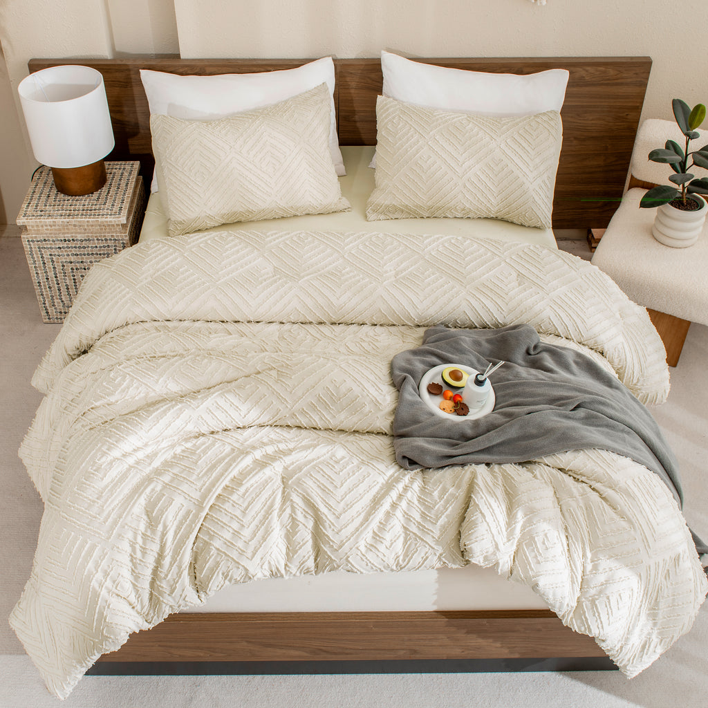 ANGENIA Comforter Set, 3 Pieces Fluffy Cream Boho Bedding Comforters Set, Soft Lightweight Tufted Down Alternative Bed Set for All Season