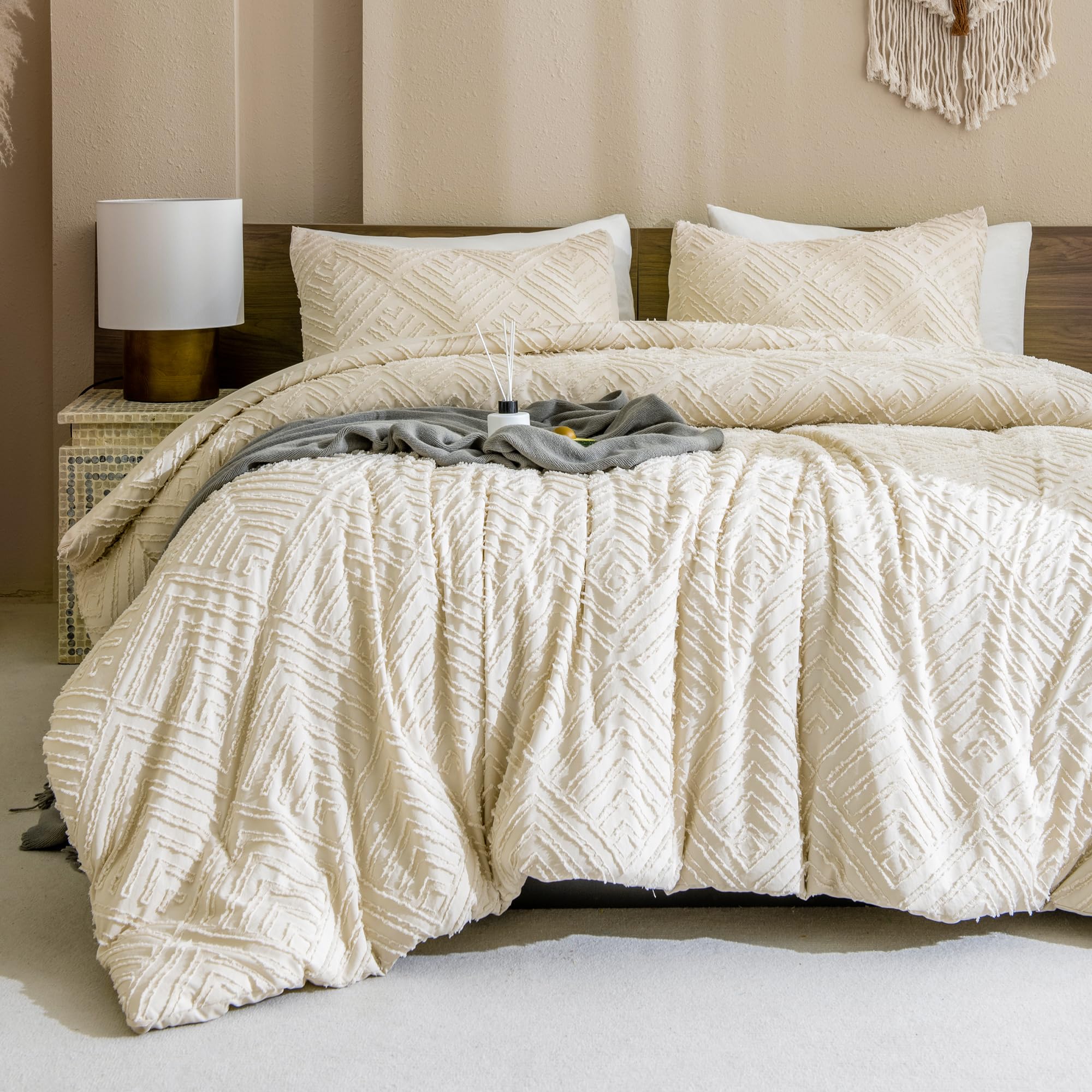 ANGENIA Comforter Set, 3 Pieces Fluffy Cream Boho Bedding Comforters Set, Soft Lightweight Tufted Down Alternative Bed Set for All Season
