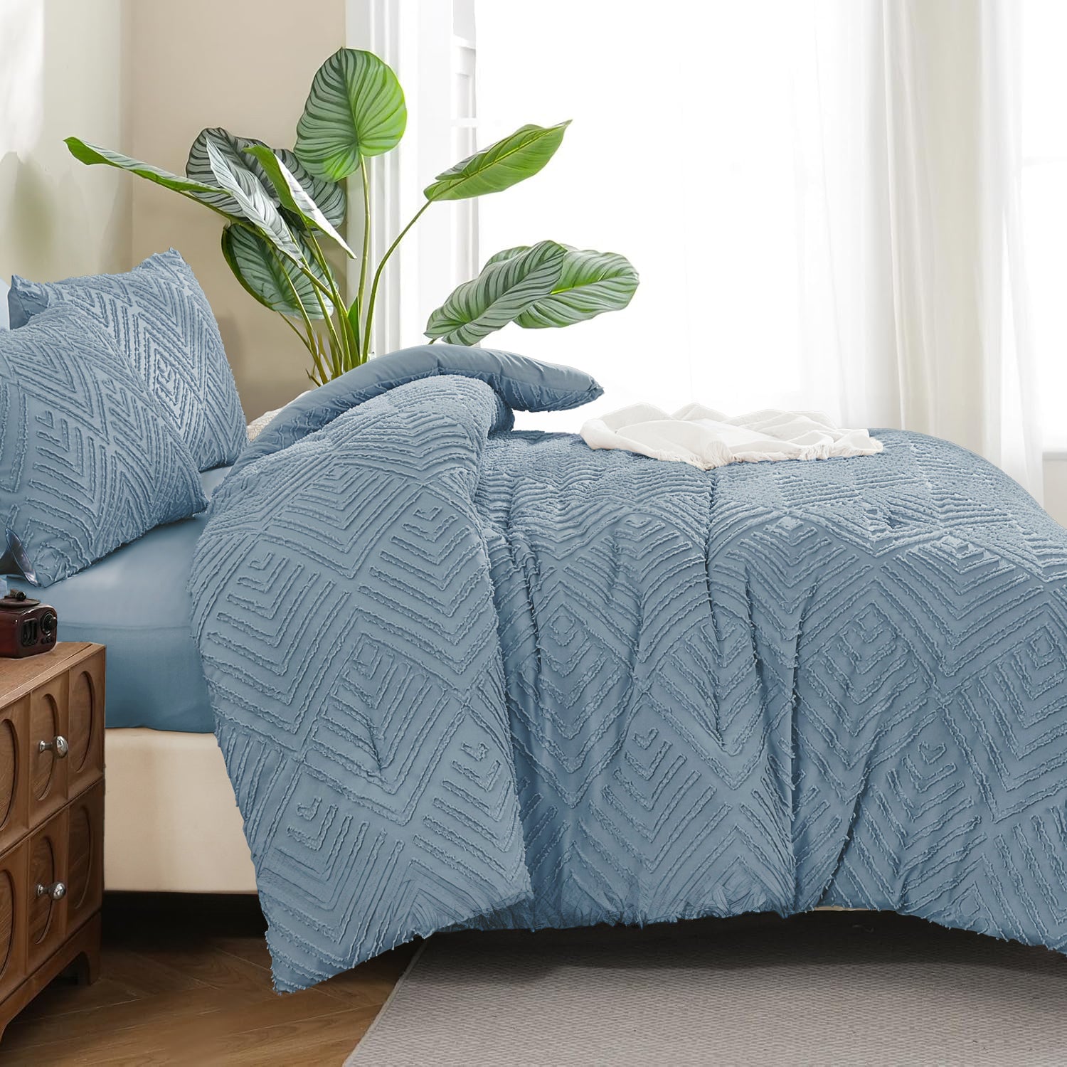 ANGENIA Bohemian Cream Comforter Set with Sheet, 7 Pieces Bed in a Bag Soft Lightweight Fluffy Tufted All Season Bed Set with Comforter, Sheets, Pillowcases & Shams