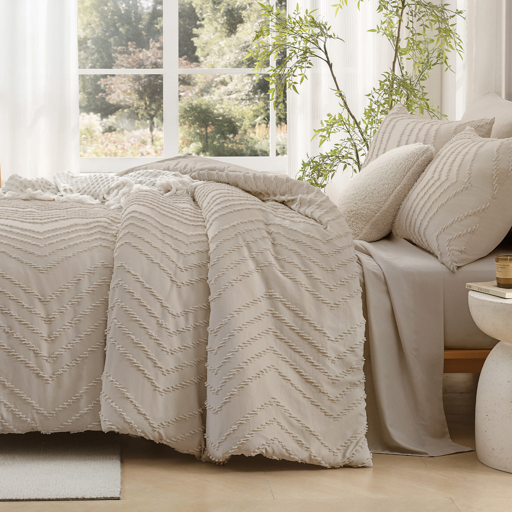ANGENIA Comforter Sets - 7 Pieces Bed in a Bag Bohemian Cream Soft Fluffy Chevron Elegant Tufted All Season Bed Sets with Comforter, Sheets, Pillowcases & Shams