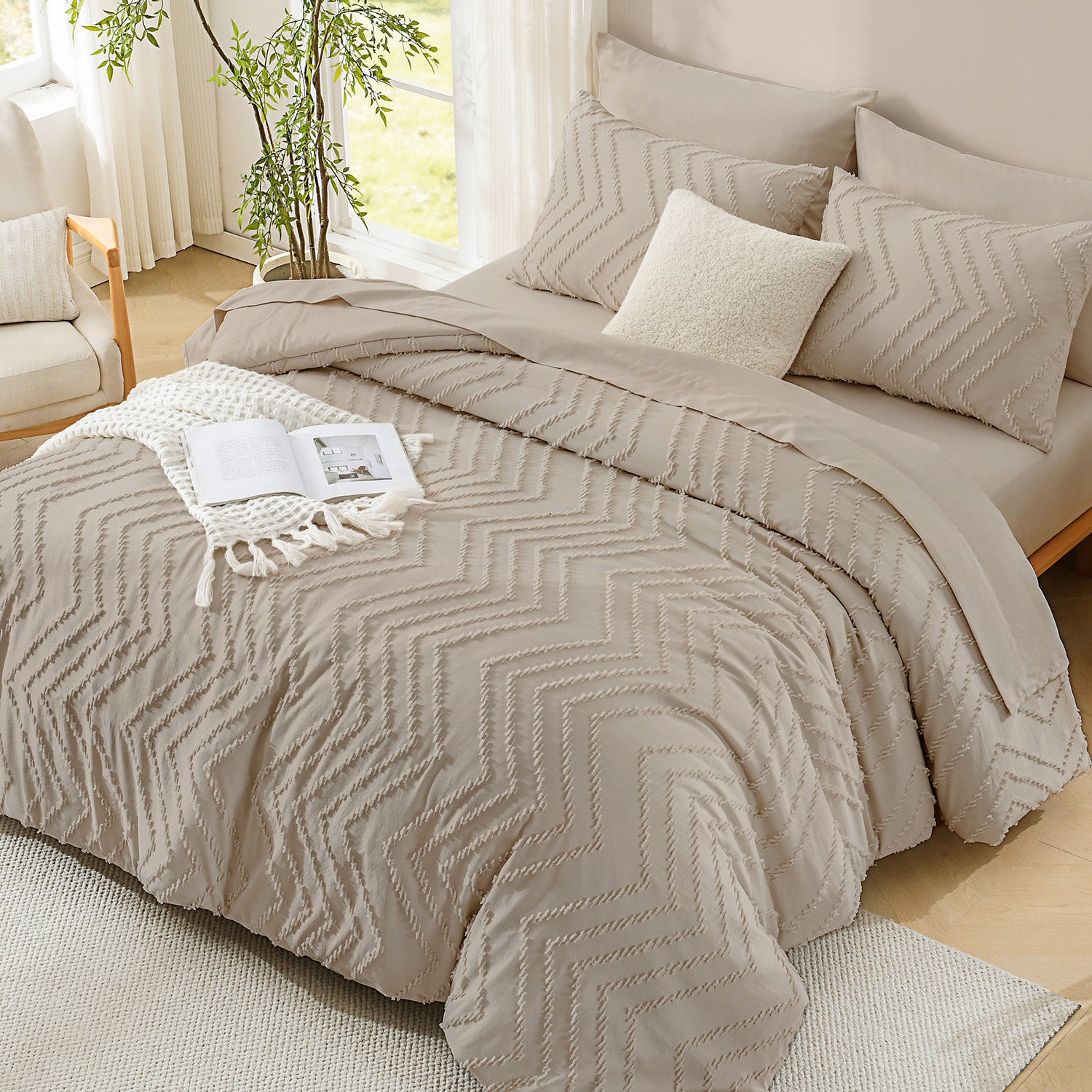 ANGENIA Comforter Sets - 7 Pieces Bed in a Bag Bohemian Cream Soft Fluffy Chevron Elegant Tufted All Season Bed Sets with Comforter, Sheets, Pillowcases & Shams